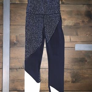 Lululemon Wunder Under 7/8 tight Special Edition.